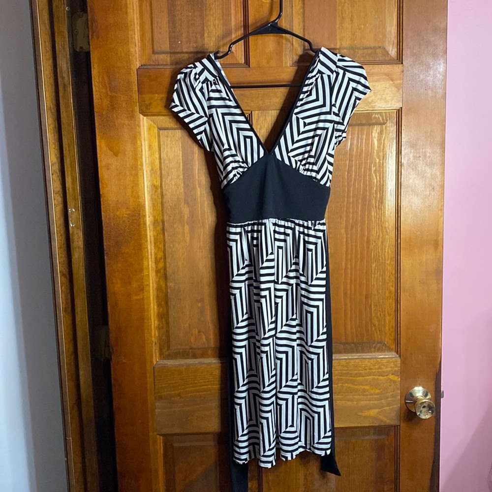 Eyeshadow Black and White Striped Dress with belt Size S